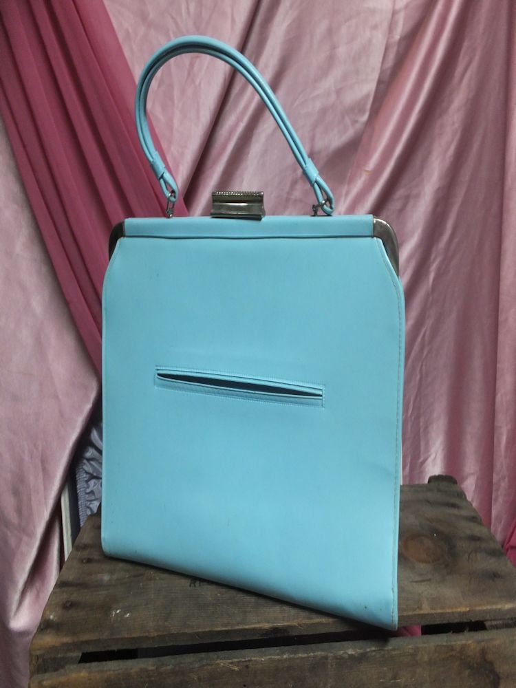 Vintage Geldbörse Oder Handtasche, Hellblaue Blaue Geldbörse, Große Top Griff Sommertasche von KlassyKlassics