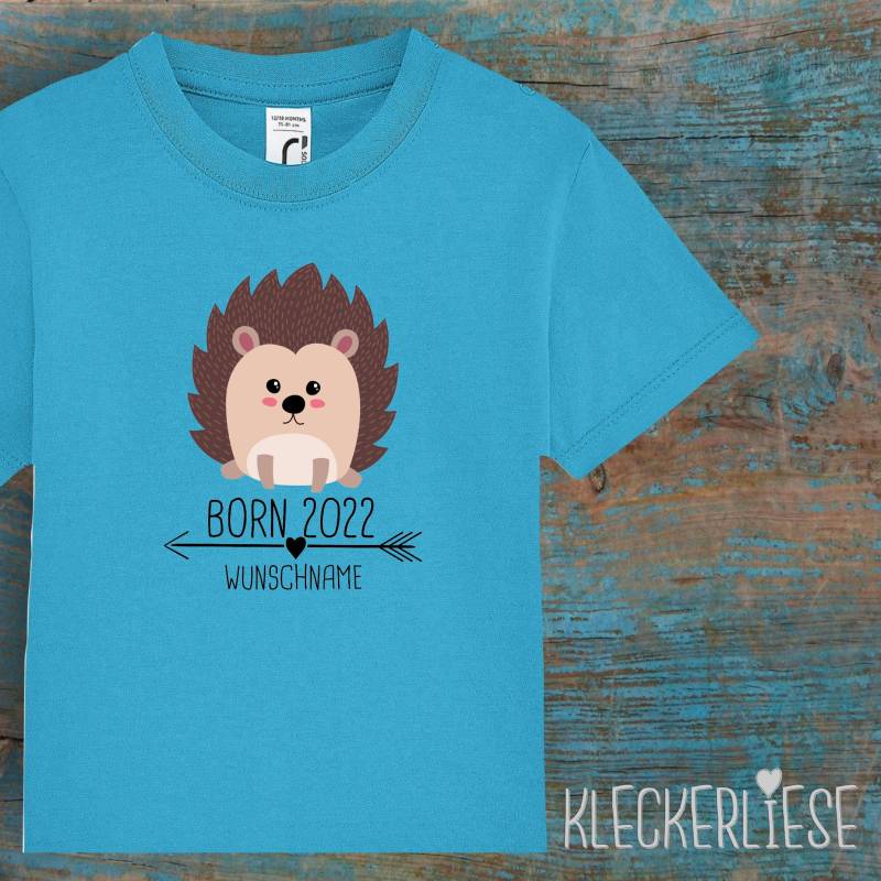 Kinder Baby Shirt Mit Wunschname Kleinkind "Born 2022 Tiermotiv Pfeil Name Text Igel" T-Shirt Jungen Mädchen von Kleckerliese