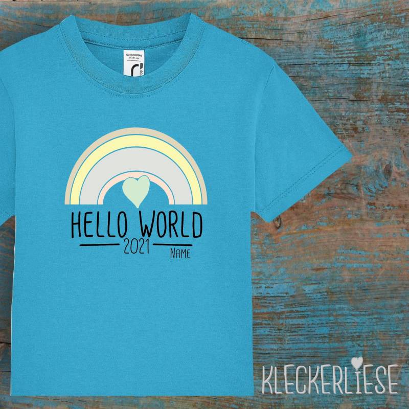 Kinder Baby Shirt Mit Wunschname Kleinkind "Hello World 2021 Wunschname" T-Shirt Jungen Mädchen von Kleckerliese