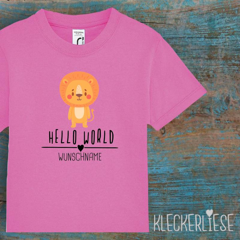 Kinder Baby Shirt Mit Wunschname Kleinkind "Hello World Löwe Wunschname" T-Shirt Jungen Mädchen von Kleckerliese