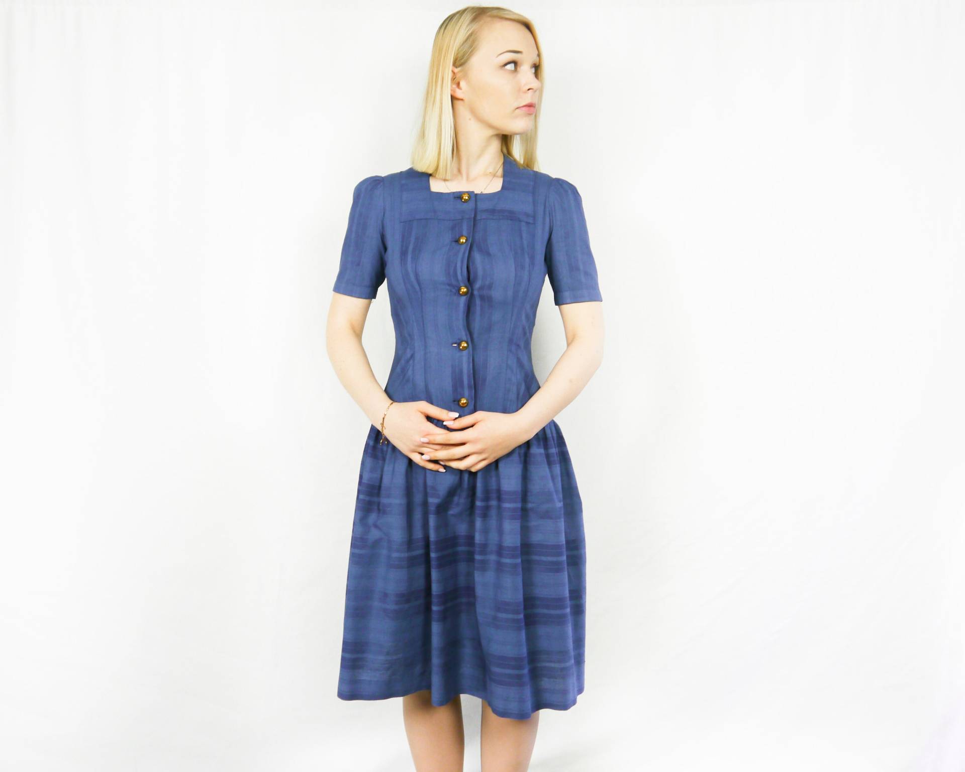 Vintage 40Er Blaues Tageskleid Baumwolle 1940Er Gestreift Xxs-Xs Vintage 40Er Blaues Tageskleid Baumwolle 1940Er Gestreift Xxs-Xs von KleiderKatzeVintage