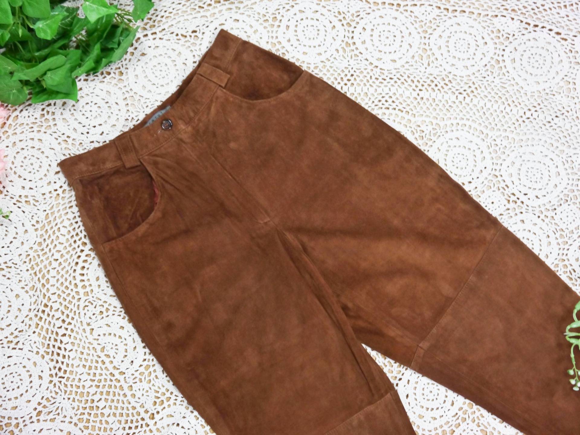 Vintage 80Er 90Er Braune Wildleder Karottenhose Xs Vintage 80Er 90Er Braune Wildleder Karottenhose Xs von KleiderKatzeVintage