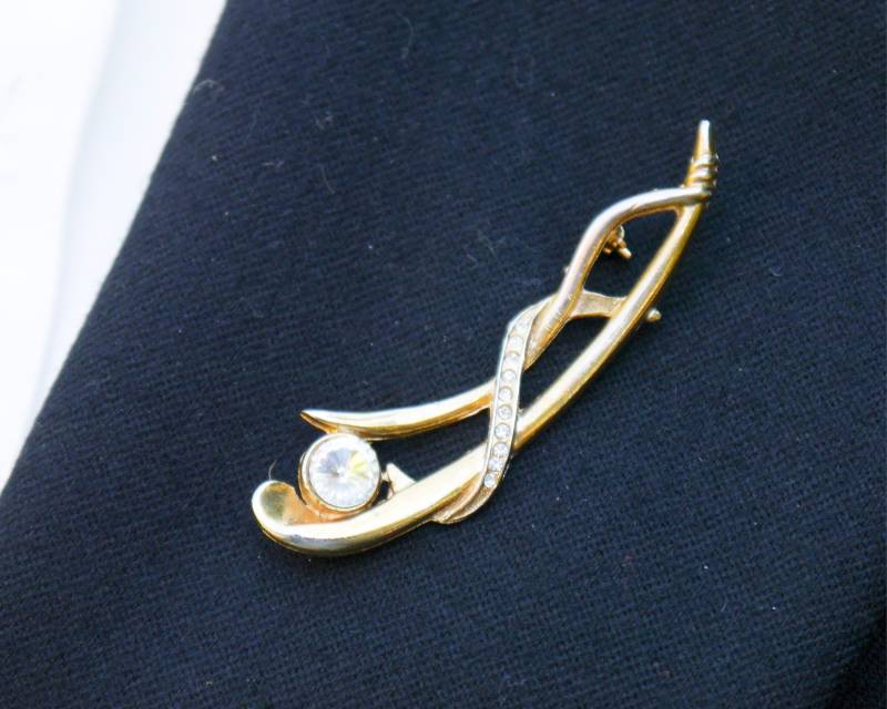 Vintage 80Er Jahre Modeschmuck Brosche Abstrakt Mit Strasssteinen Anstecknadel Retro Schmuck von KleiderKatzeVintage