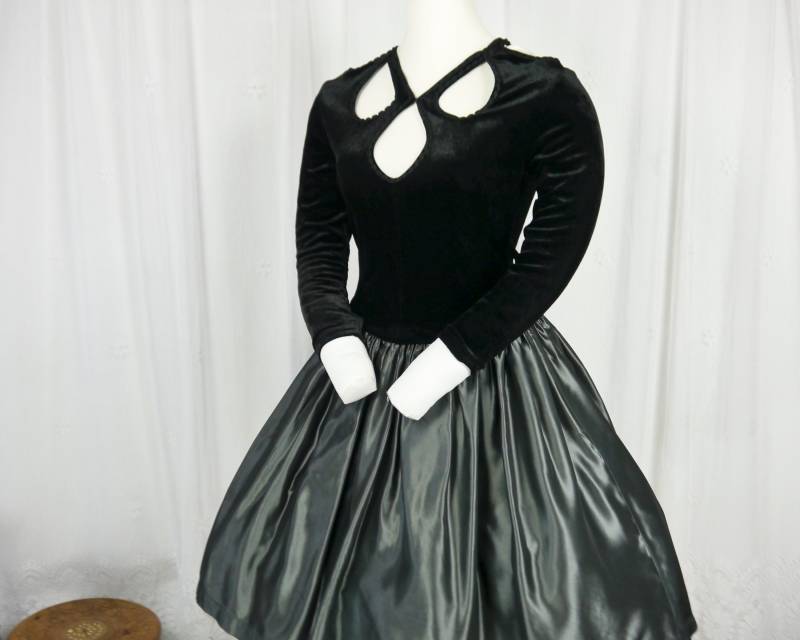 Vintage 80Er Schwarzer Samt Cocktail Party Kleid S-M von KleiderKatzeVintage