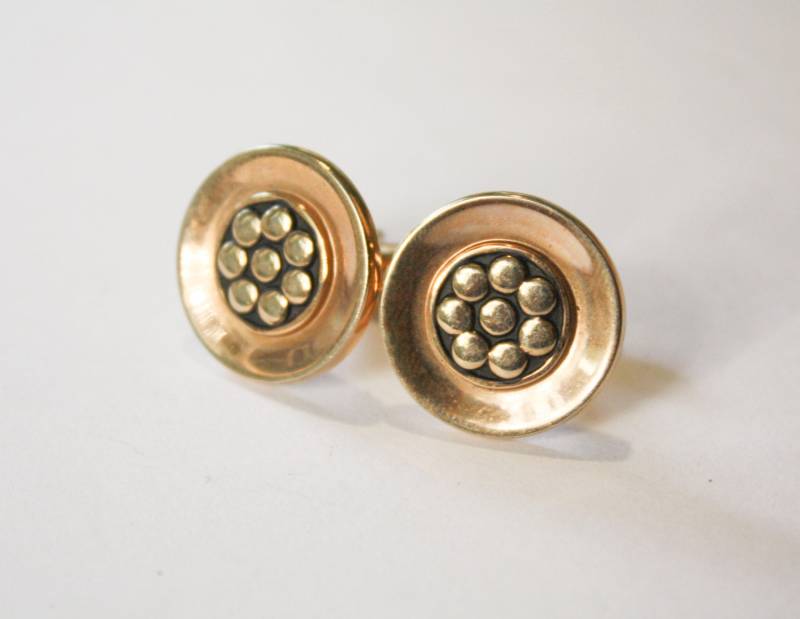 Hickok Kreisförmige Goldton Manschettenknöpfe von KleinDesignVintage