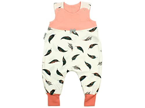 Kleine Könige Baby Strampler Mädchen Baby Body · Modell Federn Light Feather weiß geteilt, lachs · Ökotex 100 zertifiziert · Größe 50/56 von Kleine Könige