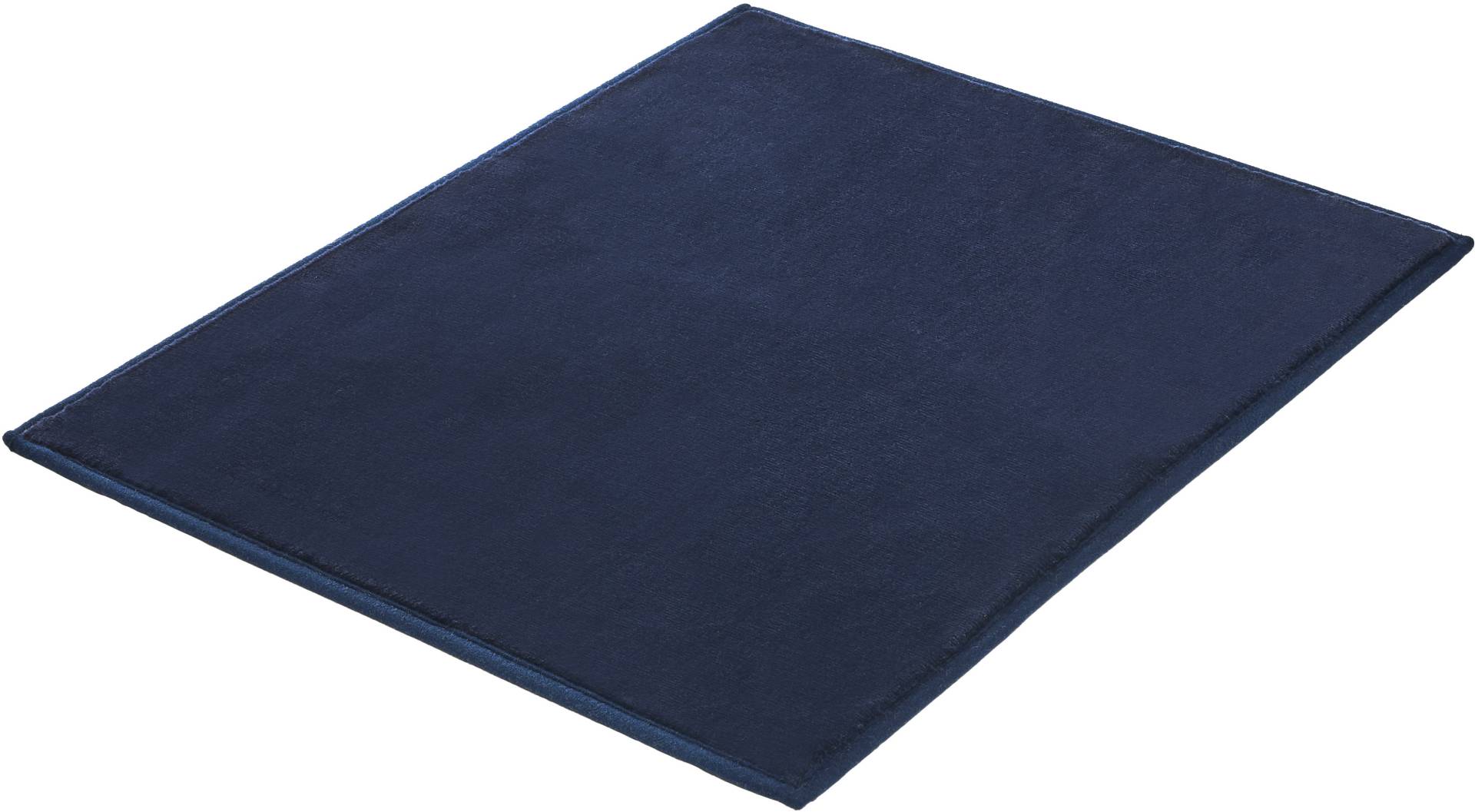 Kleine Wolke Badematte ""Velvet"" Höhe 5 mm rutschhemmend beschichtet fußbodenheizungsgeeignet Badteppich, Uni Farben, Samt-Optik, leichter Schimmer von Kleine Wolke