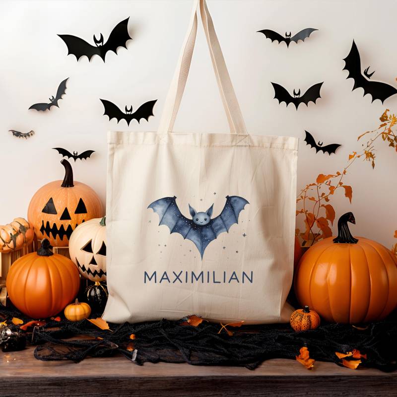 Fledermaus Halloween Stofftasche Personalisiert - Süßigkeitentasche Jutetasche Jutebeutel Tragetasche Kinder Für Süßigkeiten Beutel von KleineBuchstabenDE
