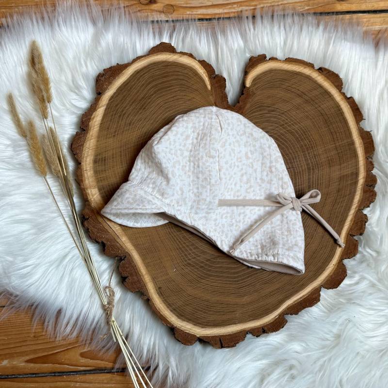 Sonnenmütze Musselin, Sonnenhut, Schirmmütze Sonnenmütze Musselin, Sonnenhut, Schirmmütze von KleineHeldenbyLindaH