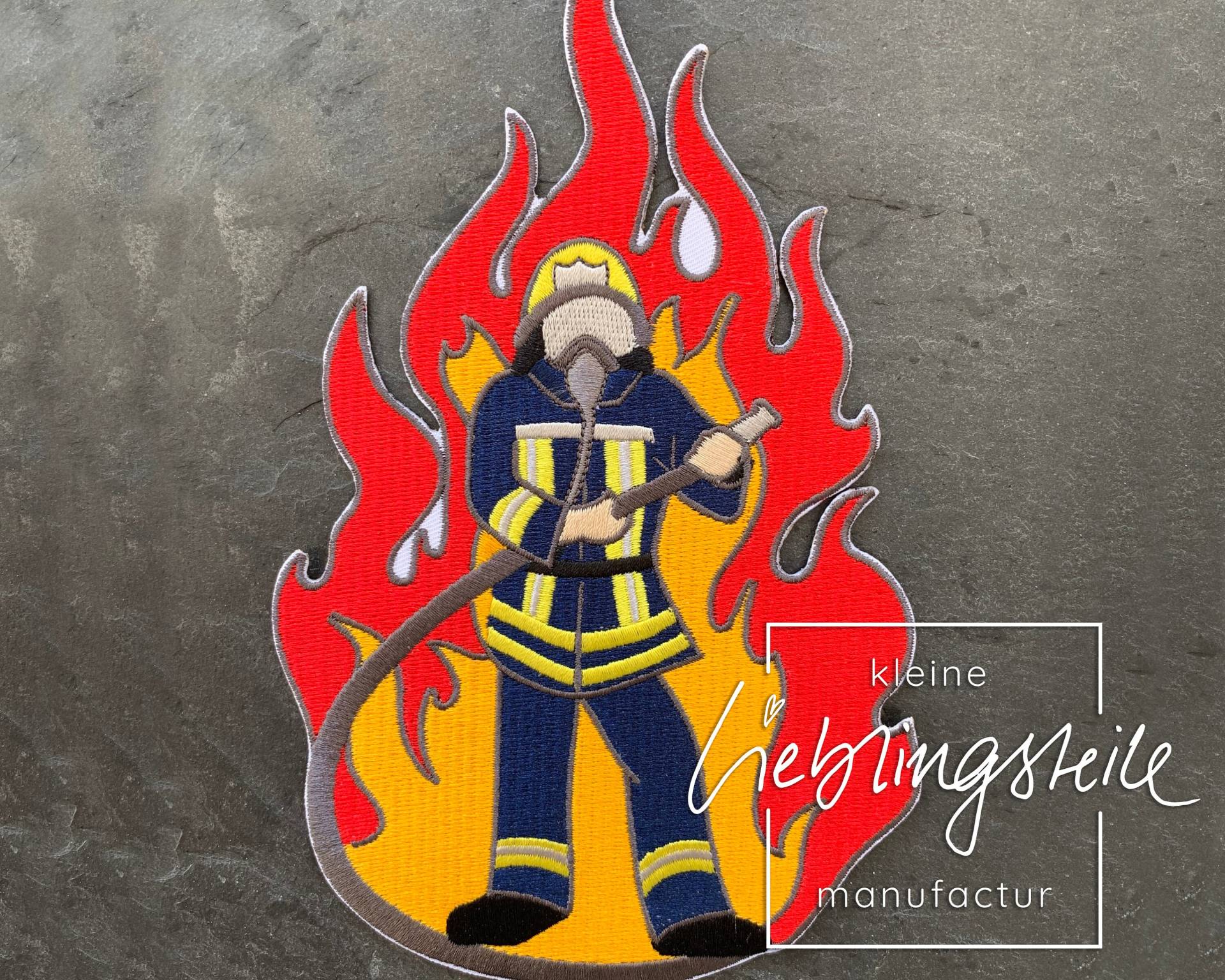 Feuerwehr Feuerwehrmann Aufnäher Bügelbild Aufbügler von KleineLieblingsteile
