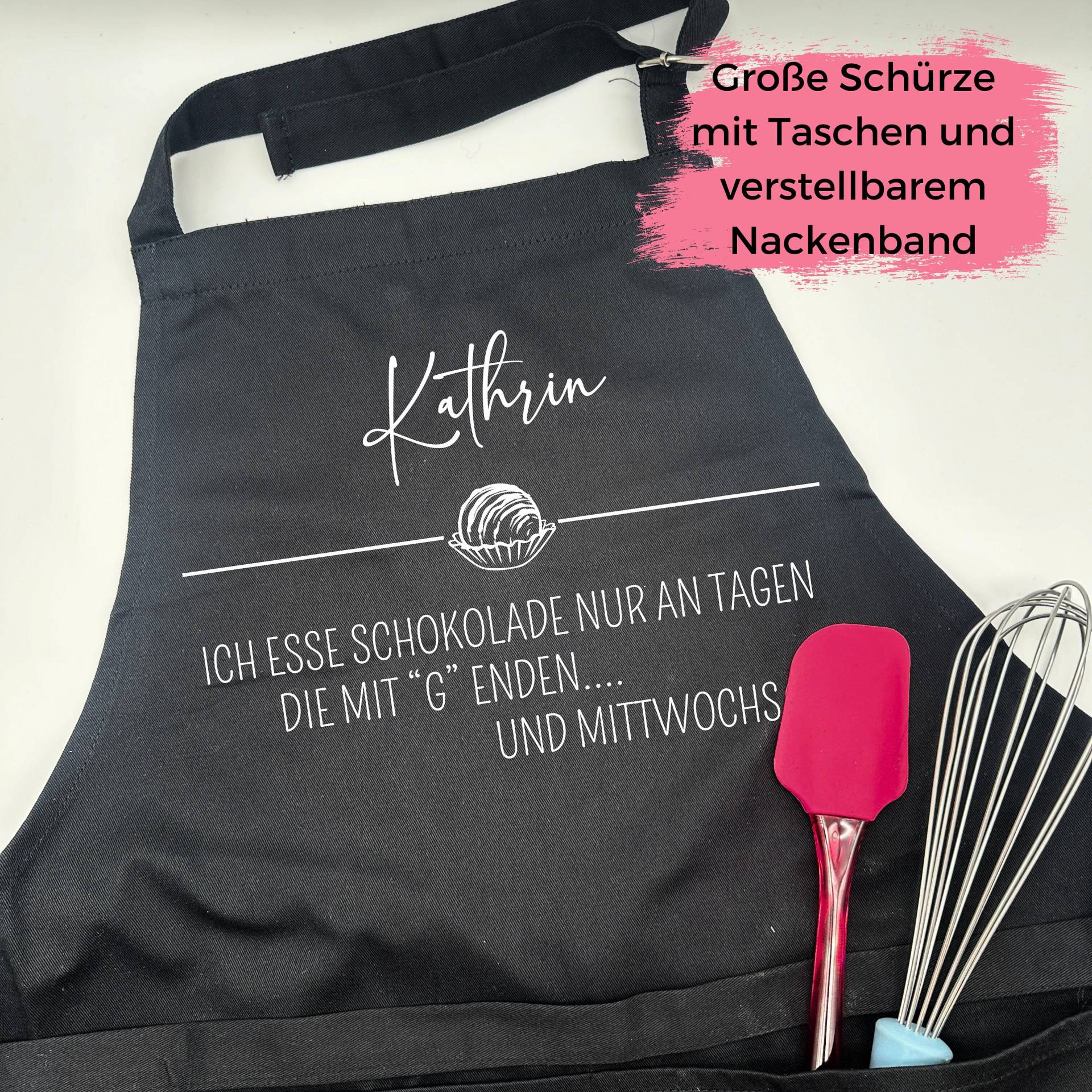 Große Backschürze Name Schokolade Personalisierte Schürze - Kochschürze Küche Grill Geschenk -Hobbykoch Geburtstag Mann Frau Große Backschürze Name Schokolade Personalisierte Schürze - Kochschürze Küche Grill Geschenk -Hobbykoch Geburtstag Mann Frau von KleineMeisterstuecke