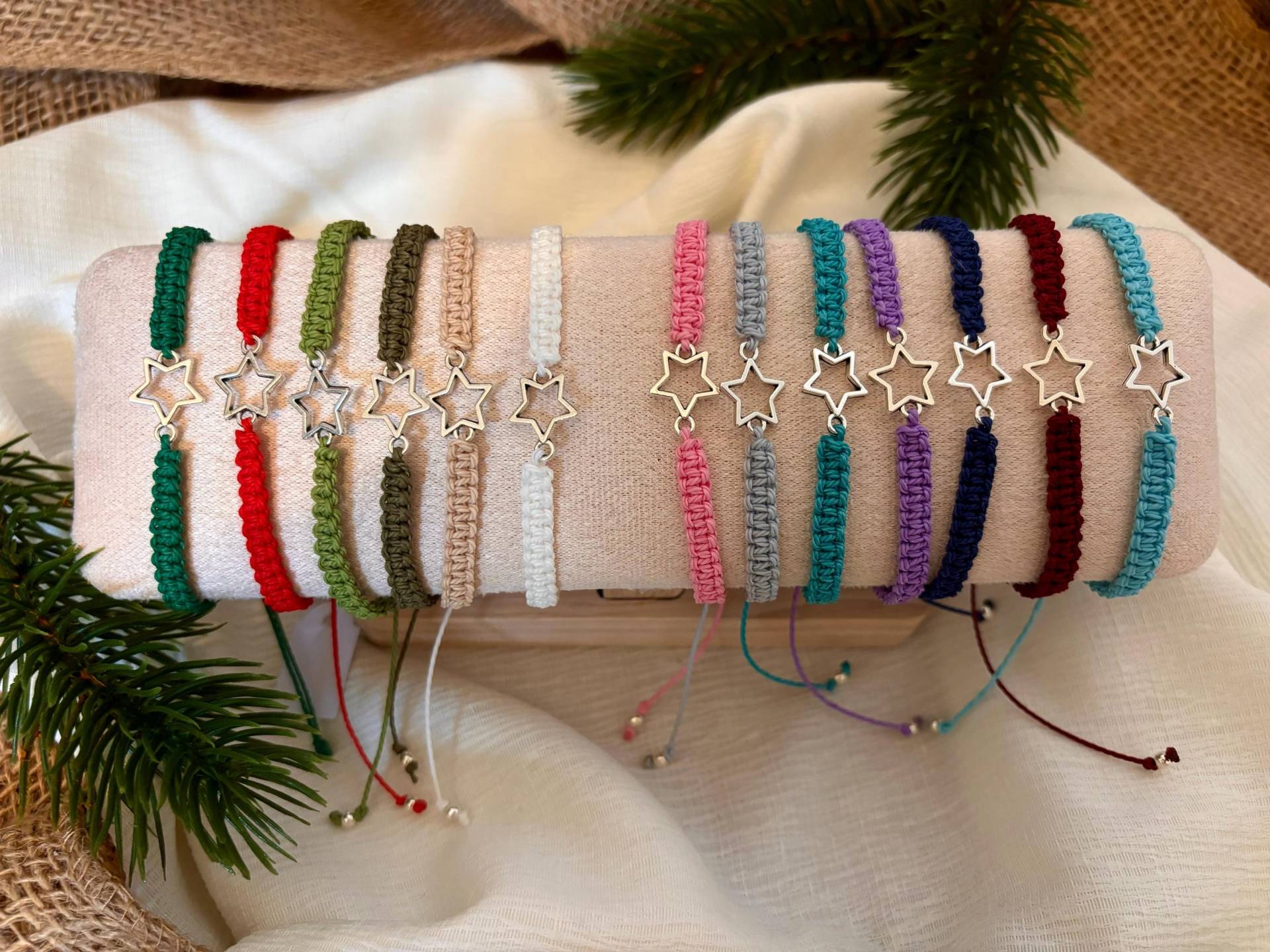 Makramee-Armband Mit Stern - Freundschaftsarmband Geschenk Für Frauen Makramee Partnerarmband Verstellbar Makramee-Armband Mit Stern - Freundschaftsarmband Geschenk Für Frauen Makramee Partnerarmband Verstellbar von KleinePerle2024