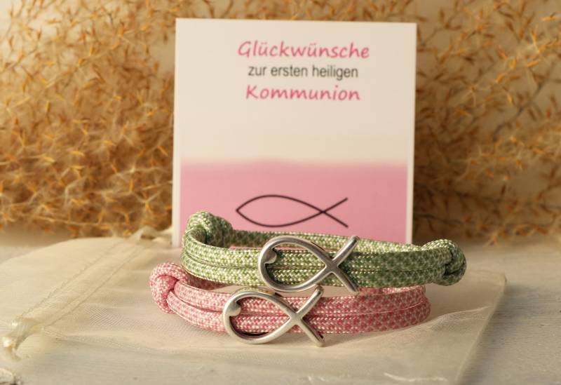 Armband Kommunion, Geschenk Fisch, Wunschfarbe von KleineSchatztruhe