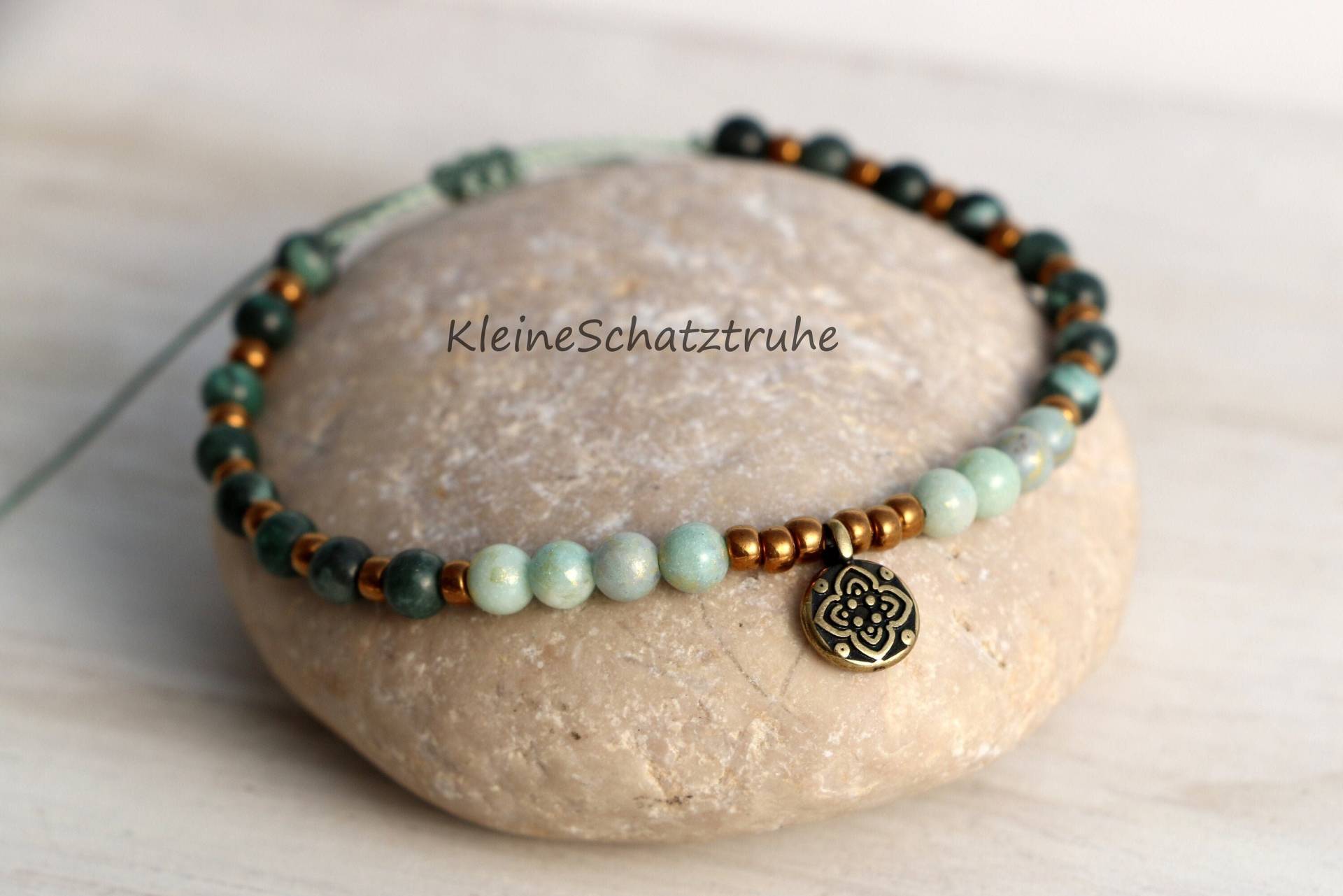 Filigranes Freundschaftsarmband - Natursteinperlen Mint Grün von KleineSchatztruhe