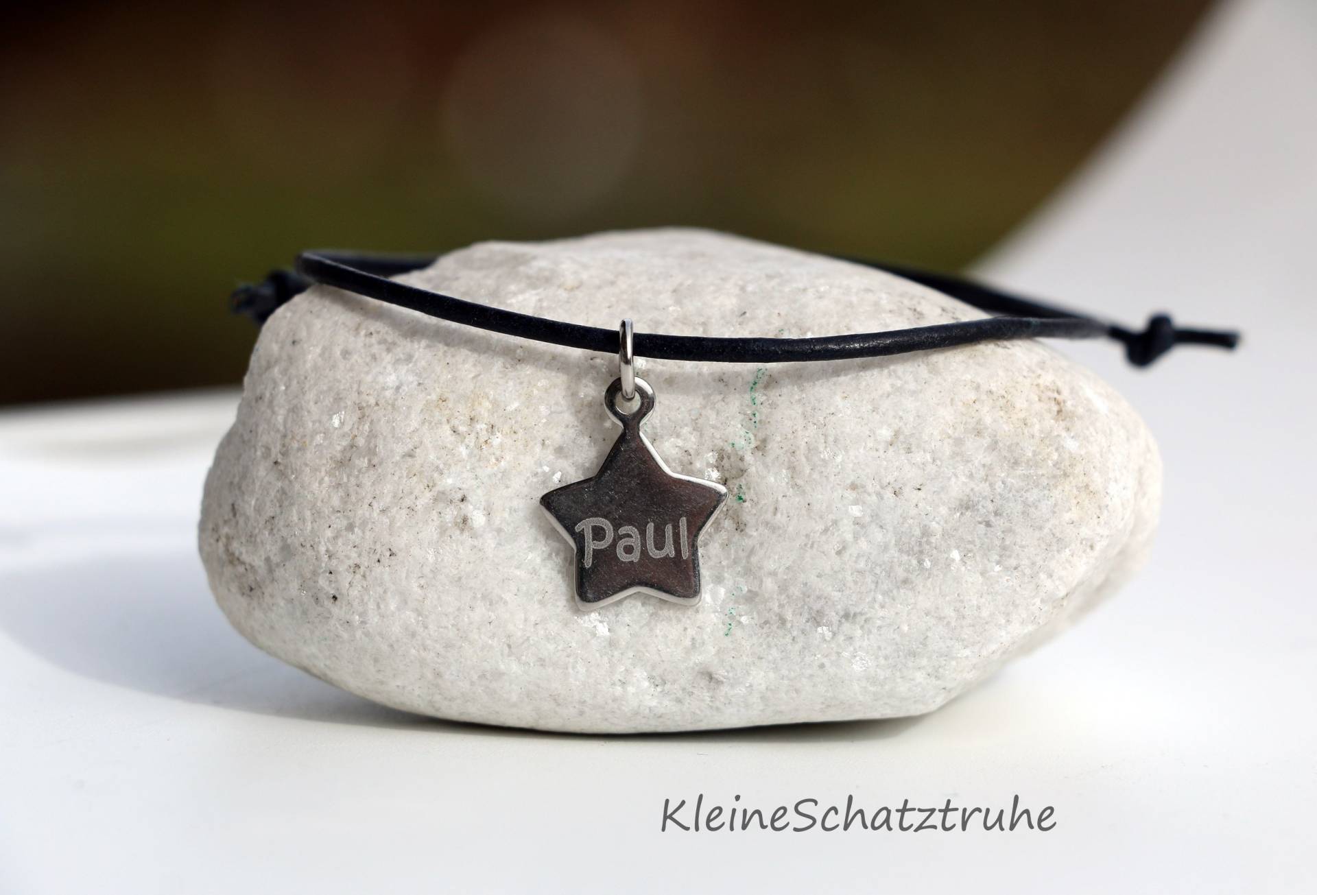 Leder-Namensarmband Gravur Stern Edelstahl von KleineSchatztruhe