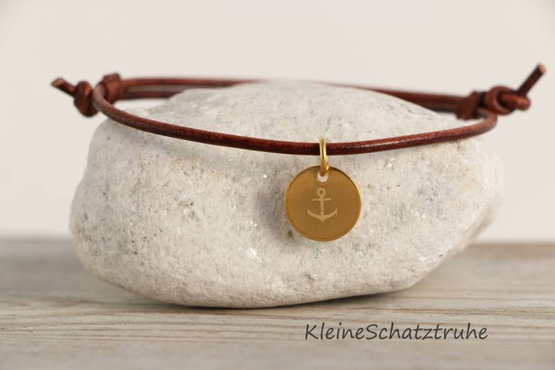 Lederarmband Mit Gravur, Vergoldeter Edelstahl, Anker, Wunschmotiv von KleineSchatztruhe