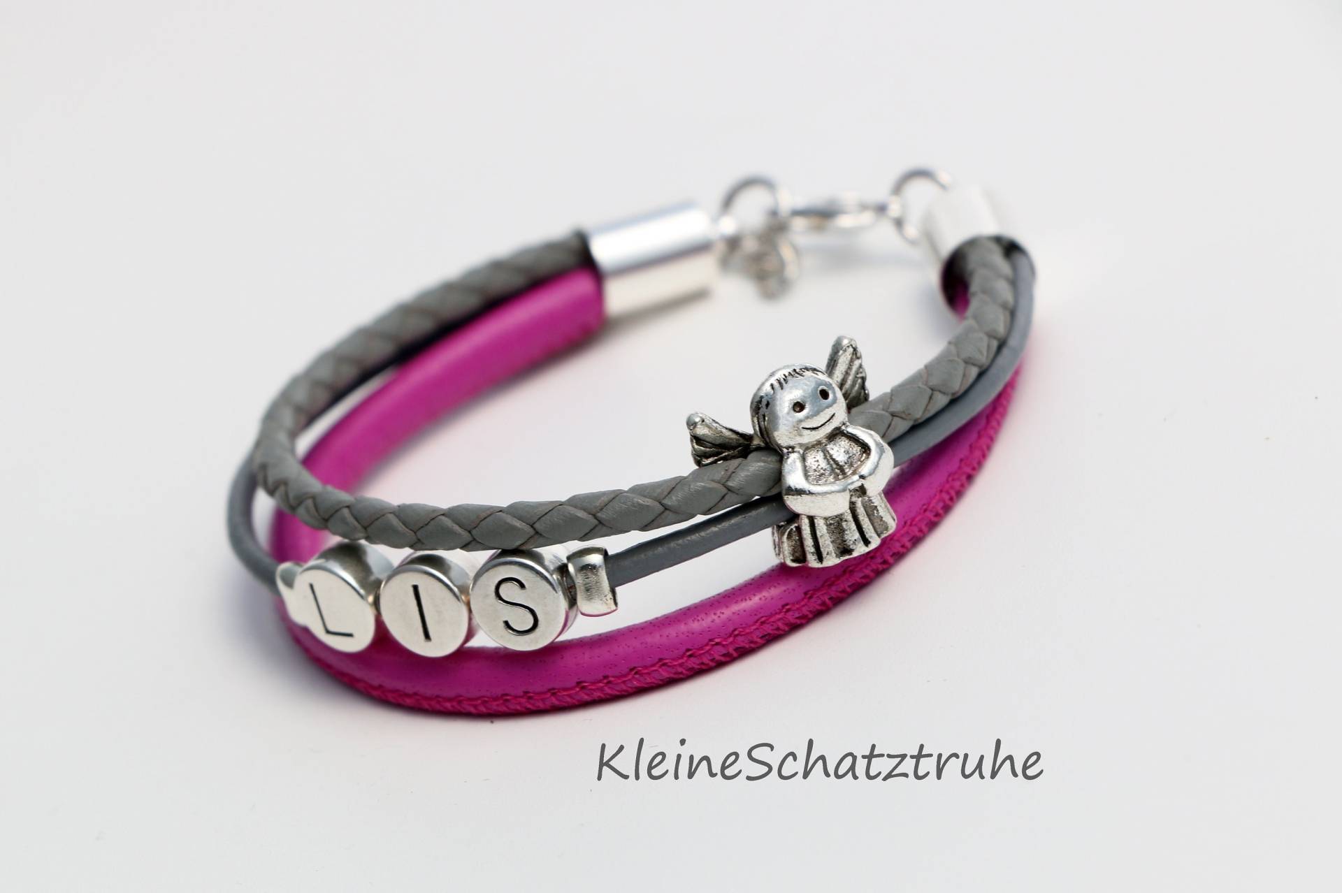 Namensarmband Engel Nappaleder Grau/Candy Namensarmband Engel Nappaleder Grau/Candy von KleineSchatztruhe
