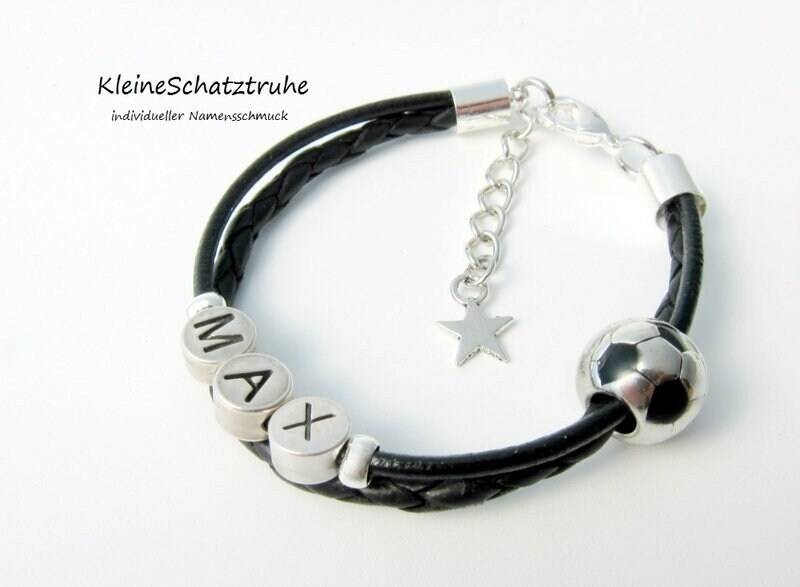 Namensarmband Leder Junge Fußball Verschiedene Farben von KleineSchatztruhe