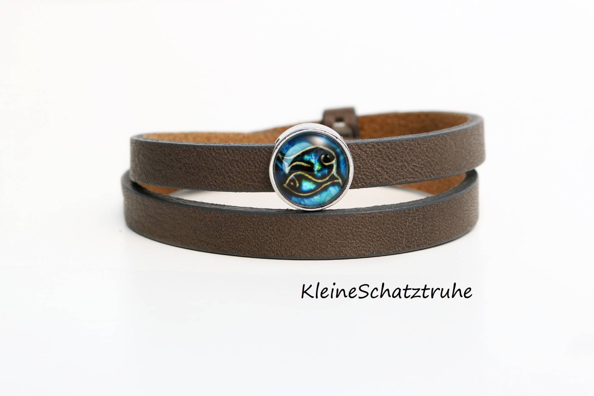 Taupe Lederarmband Mit Schiebeperle Sternzeichen von KleineSchatztruhe