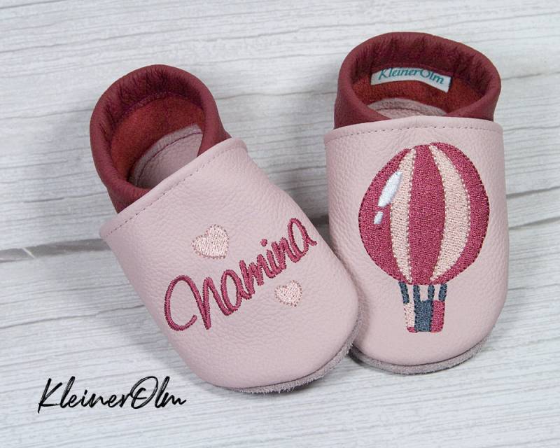 Krabbelpuschen Bestickte Lederpuschen - Babyschuhe Krabbelschuhe Mit Heißluftballon, Namen Geschenkidee von KleinerOlm