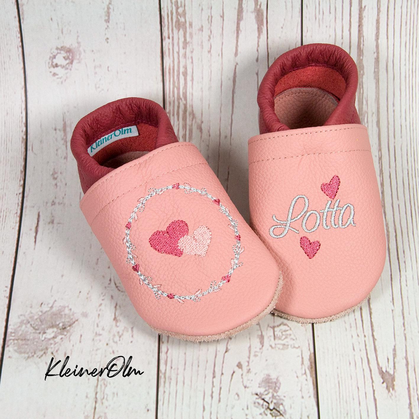 Krabbelpuschen Lederpuschen Babyschuhe Krabbelschuhe Blumenkranz Herz von KleinerOlm