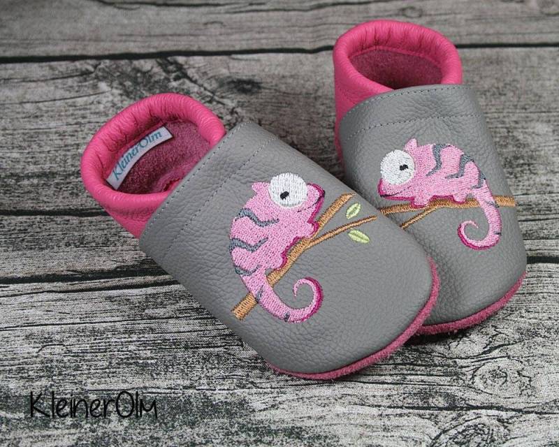 Krabbelpuschen Lederpuschen Babyschuhe Krabbelschuhe Chamäleon von KleinerOlm