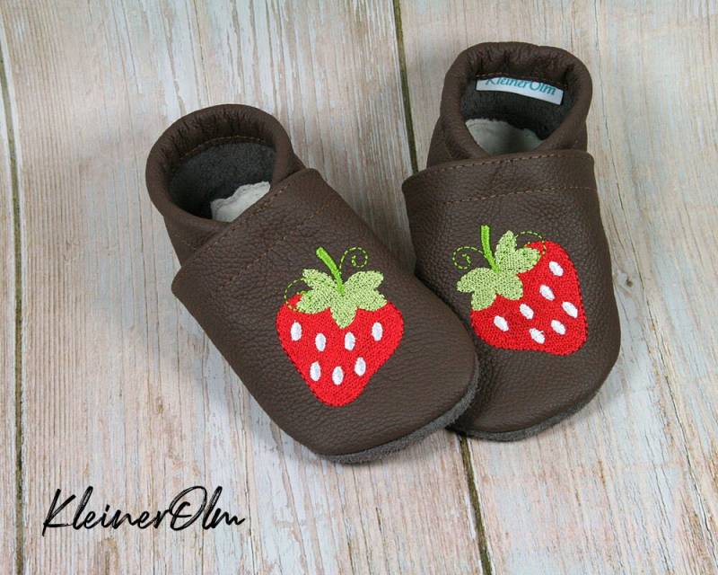 Krabbelpuschen Lederpuschen Babyschuhe Krabbelschuhe Erdbeere Name von KleinerOlm