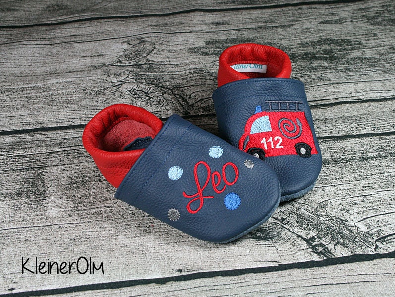 Krabbelpuschen Lederpuschen Babyschuhe Krabbelschuhe Feuerwehr Name von KleinerOlm