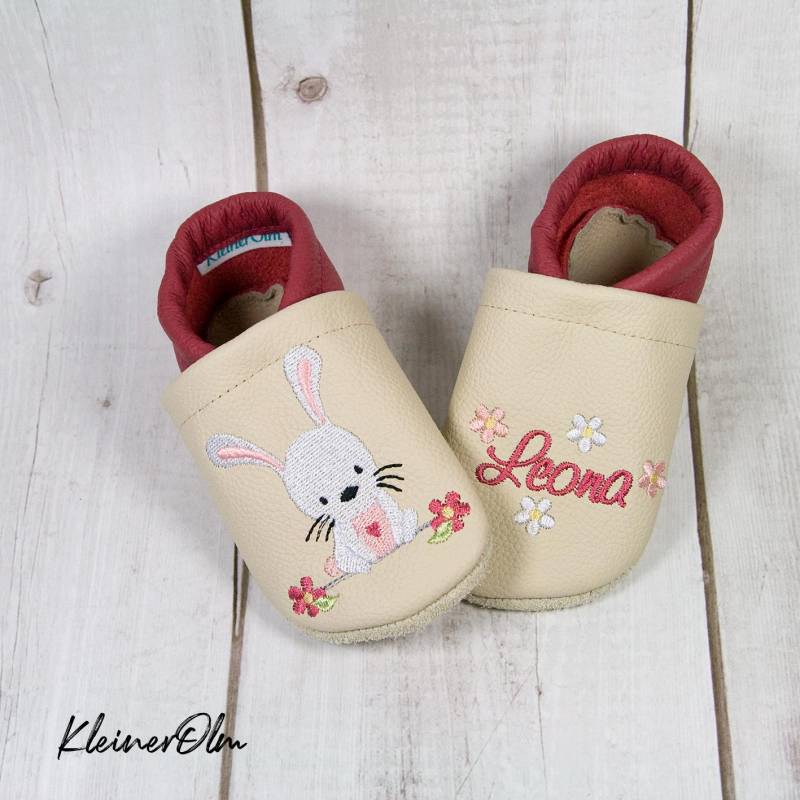 Krabbelpuschen Lederpuschen Babyschuhe Krabbelschuhe Hase Name von KleinerOlm