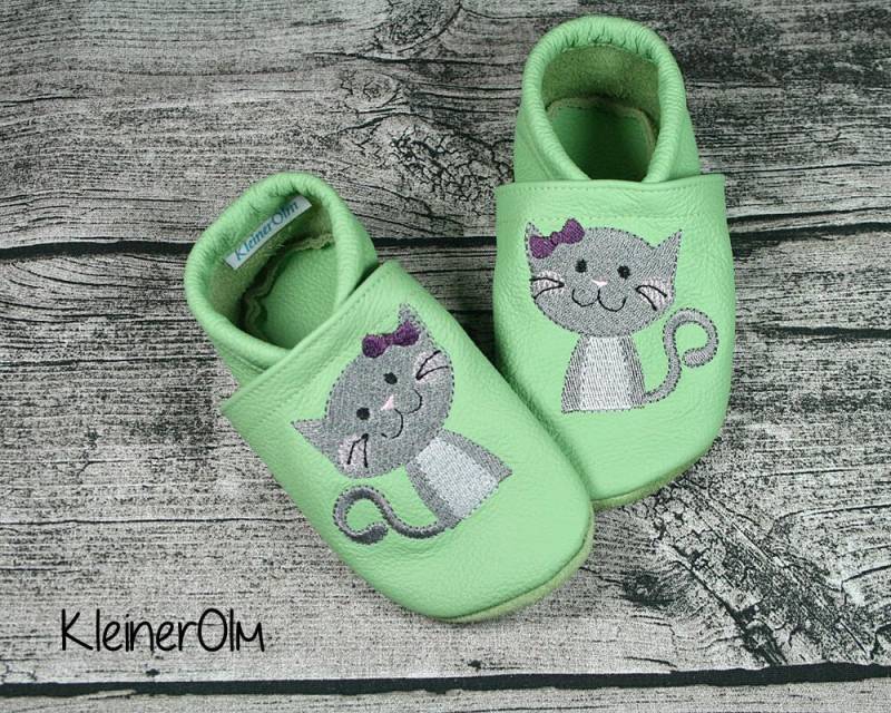 Krabbelpuschen Lederpuschen Babyschuhe Krabbelschuhe Katze von KleinerOlm