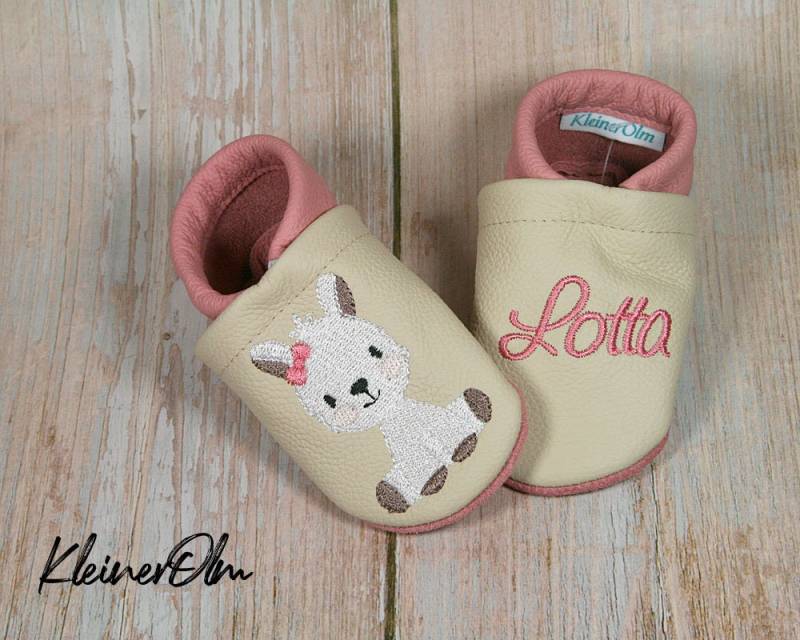 Krabbelpuschen Lederpuschen Babyschuhe Krabbelschuhe Lama Mädchen Name Geschenkidee von KleinerOlm
