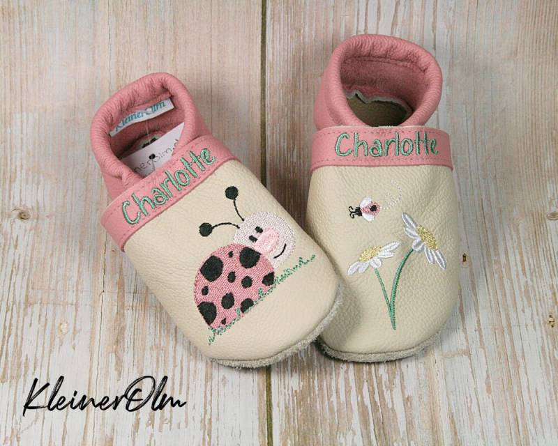 Krabbelpuschen Lederpuschen Babyschuhe Krabbelschuhe Marienkäfer Blume, Name von KleinerOlm