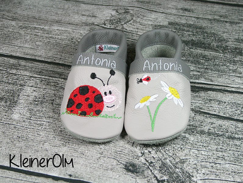 Krabbelpuschen Lederpuschen Babyschuhe Krabbelschuhe Marienkäfer Blume von KleinerOlm