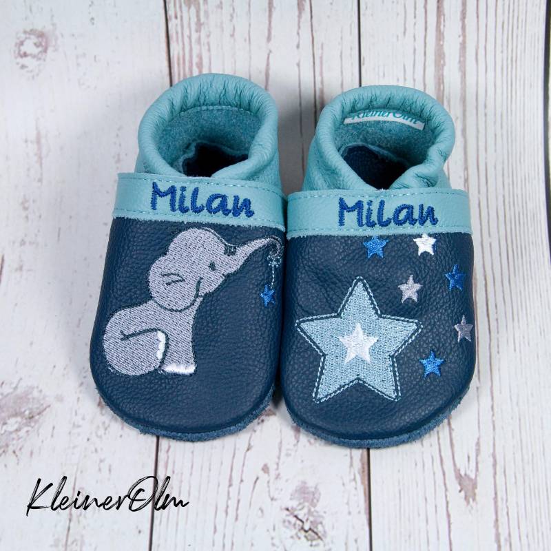 Krabbelpuschen Lederpuschen Babyschuhe Krabbelschuhe Mit Namen Elefant Und Sternen von KleinerOlm