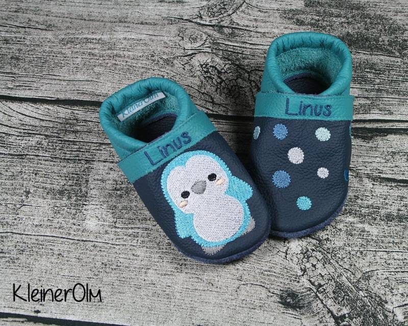 Krabbelpuschen Lederpuschen Babyschuhe Krabbelschuhe Pinguin Punkte von KleinerOlm