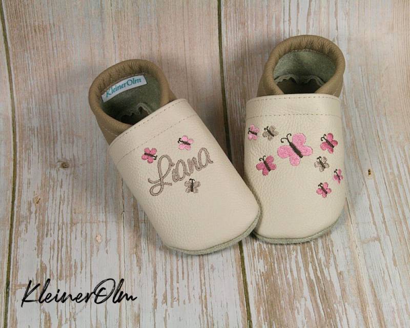 Krabbelpuschen Lederpuschen Babyschuhe Krabbelschuhe Schmetterling Name von KleinerOlm