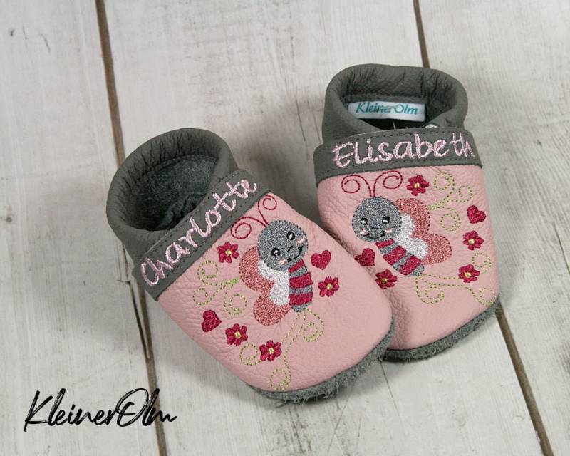 Krabbelpuschen Lederpuschen Babyschuhe Krabbelschuhe Schmetterling Name von KleinerOlm