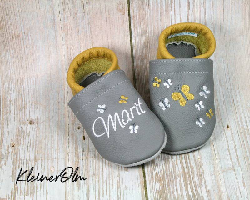 Krabbelpuschen Lederpuschen Babyschuhe Krabbelschuhe Schmetterlinge Mit Namen von KleinerOlm