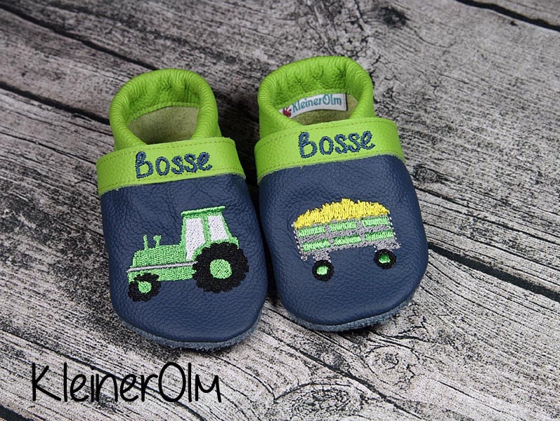 Krabbelpuschen Lederpuschen Babyschuhe Krabbelschuhe Trecker Anhänger von KleinerOlm