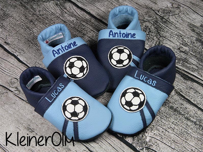 Krabbelpuschen Lederpuschen Krabbelschuhe Fußball von KleinerOlm