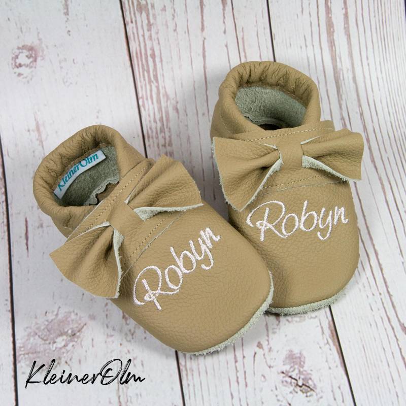 Krabbelpuschen Lederpuschen Krabbelschuhe Schleife von KleinerOlm