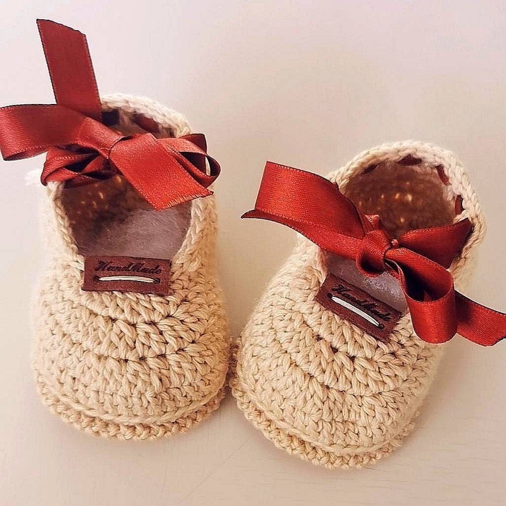 Gehäkelte Beige Babyhalbschuheversandkostenfrei Gehäkelte Beige Babyhalbschuheversandkostenfrei von KleinerSchuh