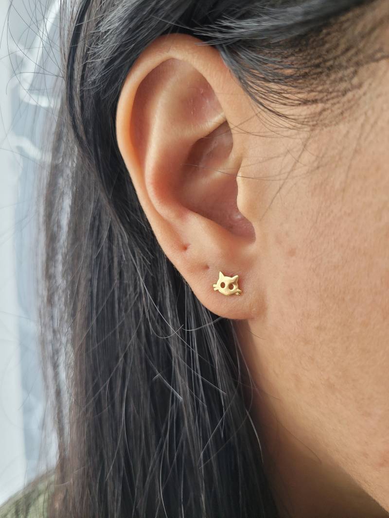 Katze Ohrringe 2 Stück Für Beide Seiten, Vergoldet 18K Aus Silber 925 + Geschenkverpackung von KleinerSuessling