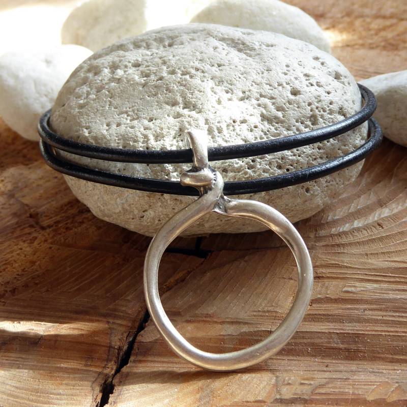 Lederkette 2, 5 ~ Ring Versilbert Zamak Schlicht Unisex Lederschmuck von KleinerTruhenschatz