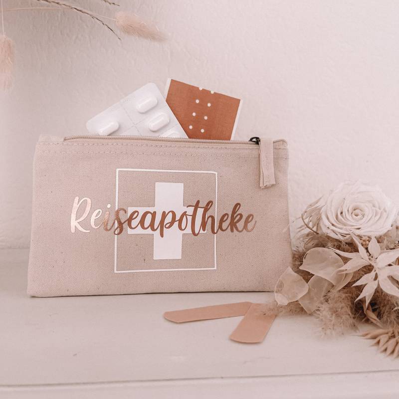 Baumwoll-Täschchen "Reiseapotheke" Baumwoll-Täschchen "Reiseapotheke" von Kleinkramliebe