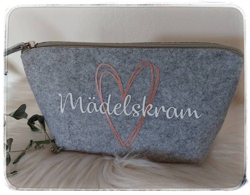 Kosmetiktasche Filz Tasche Geschenk Personalisiert Mädelskram Personalisiertes von KleinundfeinShop