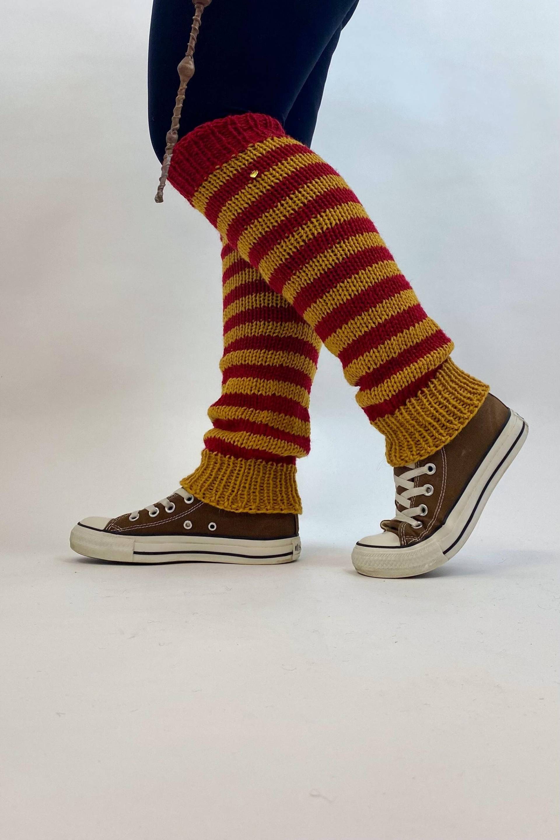 Stulpen "Streifi Zauberhausi" Rot Gelb, Warme Winter Beinstulpen, Beinwärmer Gestreift Unisex, Strickstulpen, Ringelstulpen, Fairfashion von Klimbimbina