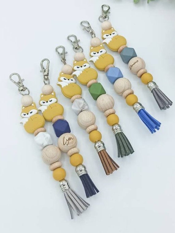 Schlüsselanhänger Mit Fuchs, Weihnachtsgeschenk, Adventskalender Personalisiert Namen, Geschenk Zum Geburtstag, Einschulung, Kommunion Schlüsselanhänger Mit Fuchs, Weihnachtsgeschenk, Adventskalender Personalisiert Namen, Geschenk Zum Geburtstag, Einschulung, Kommunion von KlitzekleinVonMaria
