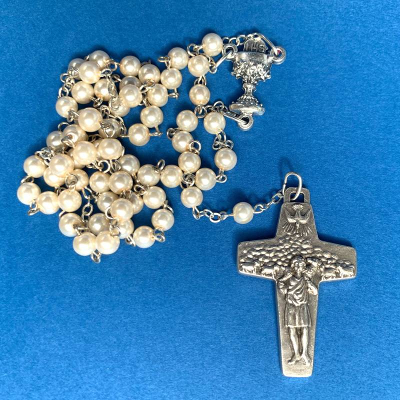 Rosenkranz Aus Weißen | Perlmuttartigen Glasperlen von KlosterKunst