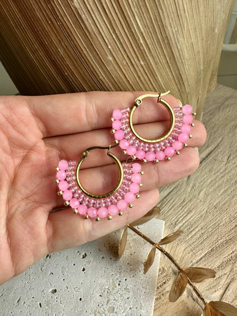 Emi | Rosa Ohrringe Perlen, Perlenohrring Gold, Statement Ohrringe, Glasperlen, Kleine Brautschmuck, Boho Emi | Rosa Ohrringe Perlen, Perlenohrring Gold, Statement Ohrringe, Glasperlen, Kleine Brautschmuck, Boho von KlunkerJewelryDE